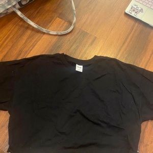 aritzia tna cropped tshirt size medium